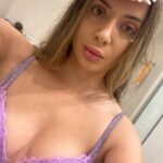 Elegant Liana