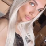 Alluring Yana