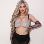 Scarlet Lace Sabrina