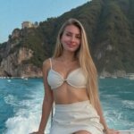Sapphire Muse Véronika