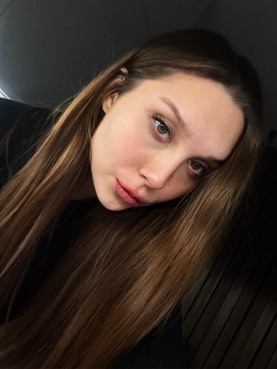 Eexquisite Girl Polina