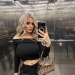 Scarlet Lace Sabrina
